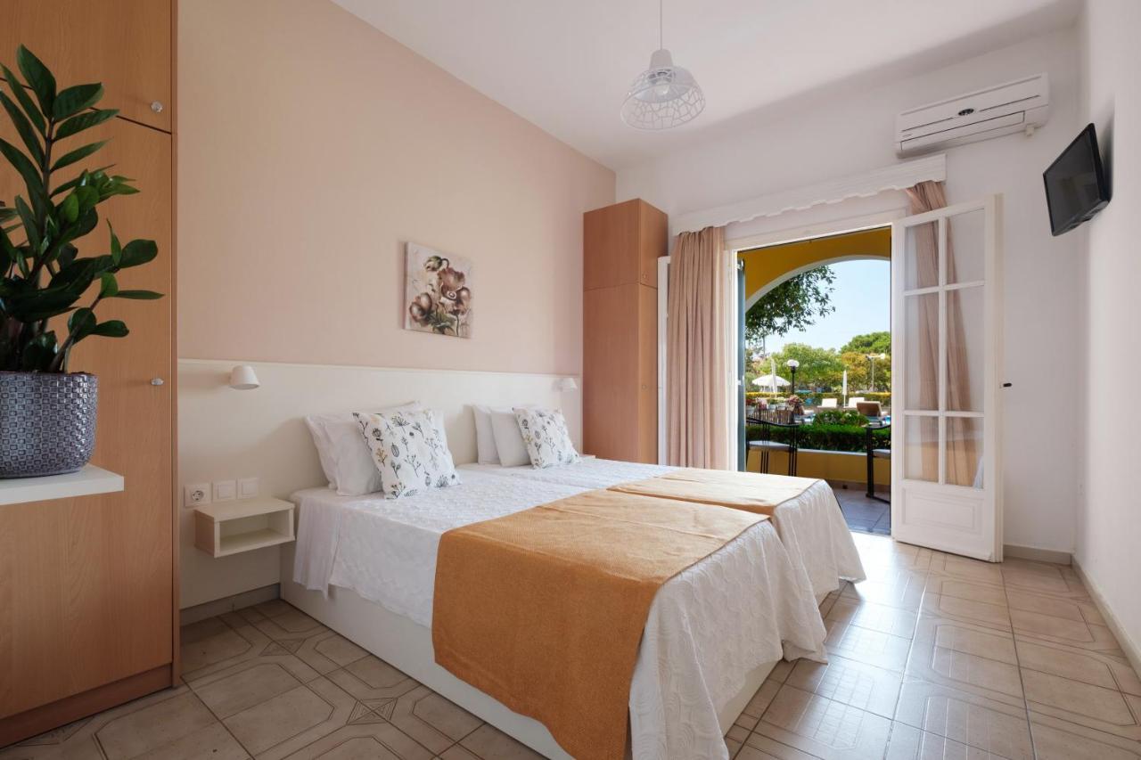 Tereza Apartments Acharavi  Exterior photo